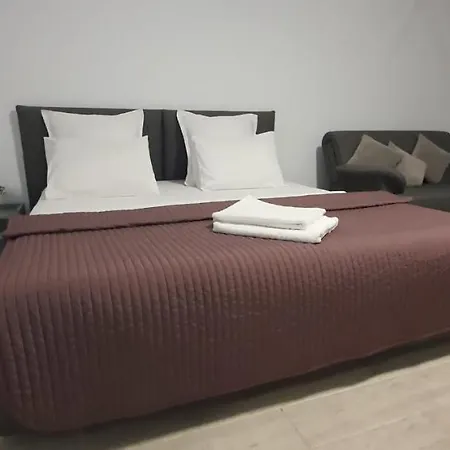 Alezzy Studio 89 Prima Linie La Mare Năvodari